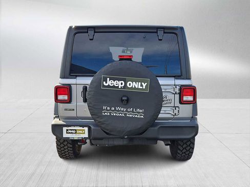 Used 2021 Jeep Wrangler Unlimited Sport image 7
