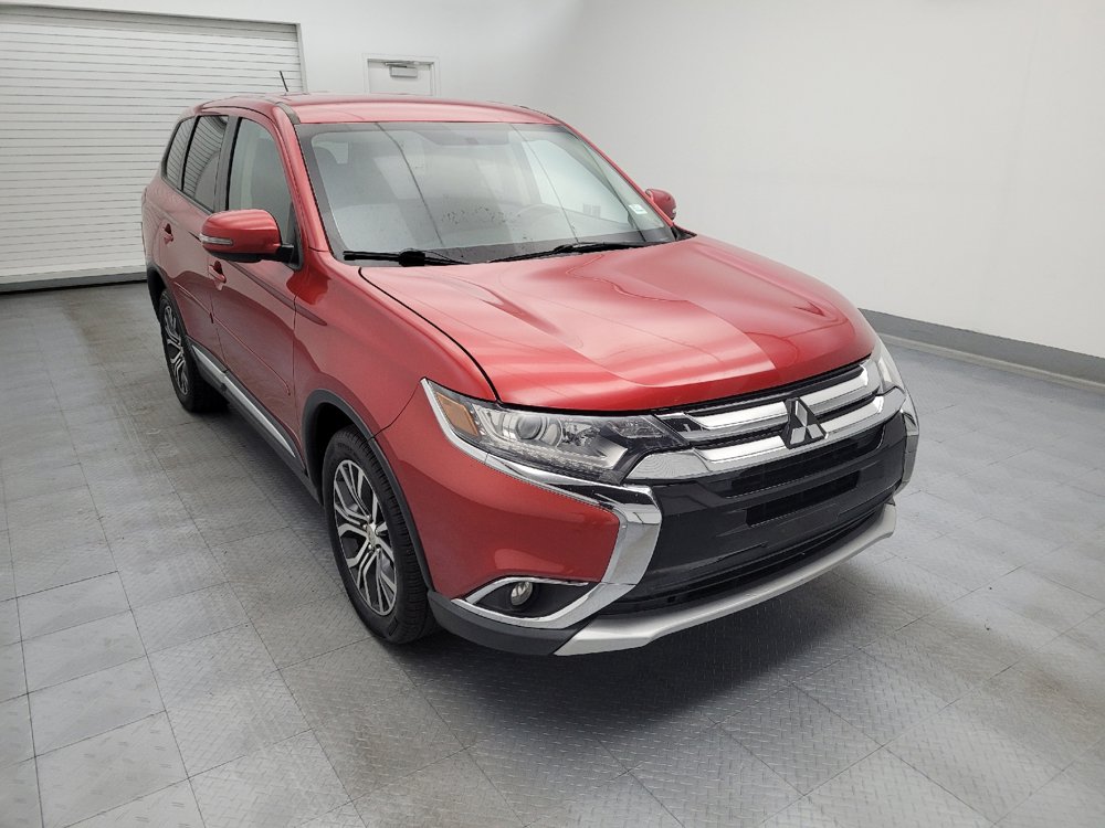 Used 2016 Mitsubishi Outlander SE AWD/4WD image 13