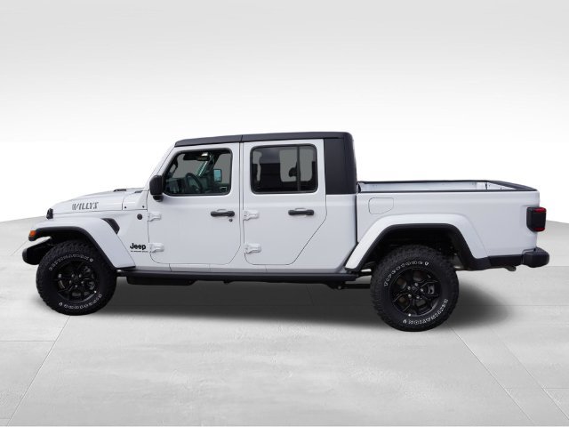 New 2026 Jeep Gladiator Sport AWD/4WD image 8