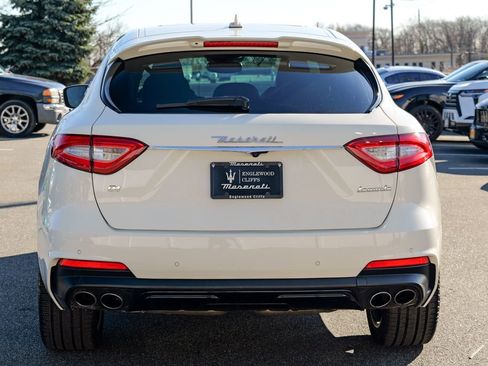 Used 2020 Maserati Levante GranSport image 6