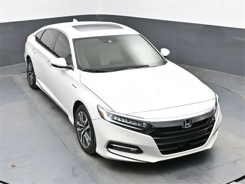 Used 2019 Honda Accord Touring image 13