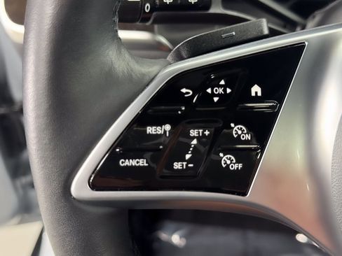 Certified 2024 Mercedes-Benz GLC 300 4MATIC image 11