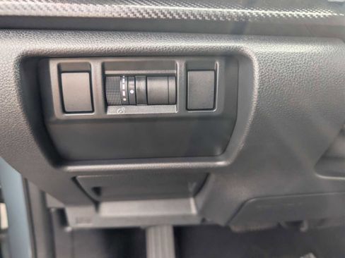 Used 2025 Subaru Crosstrek 2.0i Premium image 16