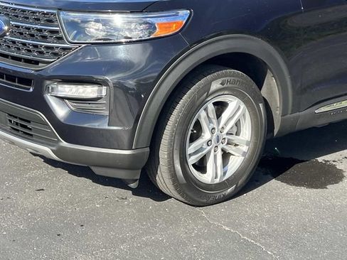Certified 2023 Ford Explorer XLT w/ Equipment Group 202A AWD/4WD image 8