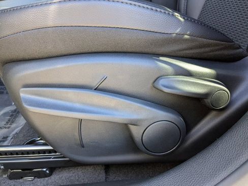 New 2026 Jeep Compass Latitude image 20