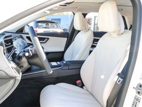 New 2025 Mercedes-Benz E 450 4MATIC All-Terrain Wagon image 17