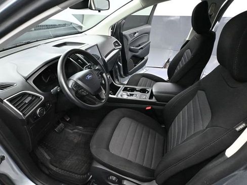 Used 2024 Ford Edge SE w/ Black Appearance Package AWD/4WD image 21