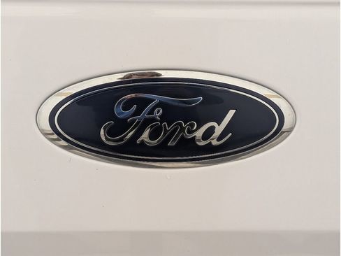 Used 2017 Ford F150 Lariat w/ Heavy-Duty Payload Package image 5