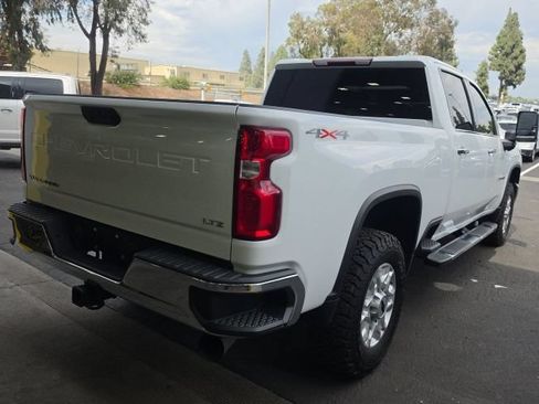 Used 2024 Chevrolet Silverado 2500 LTZ AWD/4WD image 2
