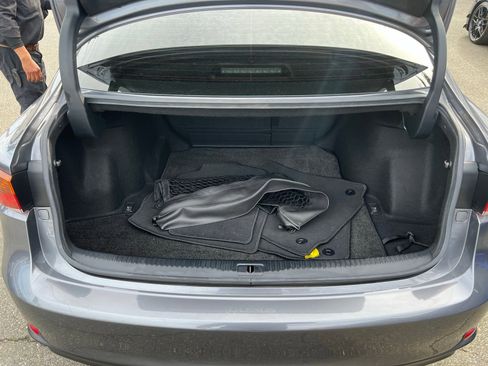 Used 2018 Lexus IS 300 F Sport image 30