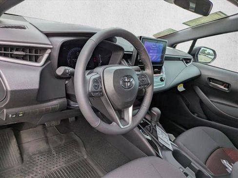 New 2026 Toyota Corolla SE image 3