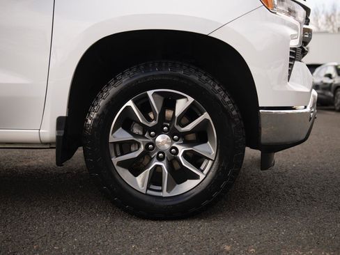 Used 2023 Chevrolet Silverado 1500 LT image 25