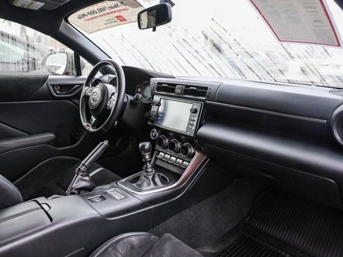 Certified 2022 Toyota GR86 Premium image 3