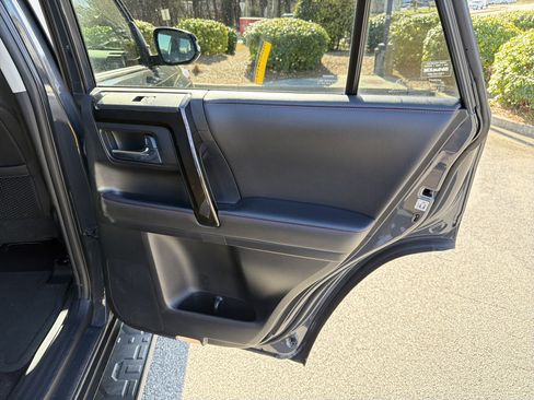 Certified 2024 Toyota 4Runner TRD Off-Road Premium image 29