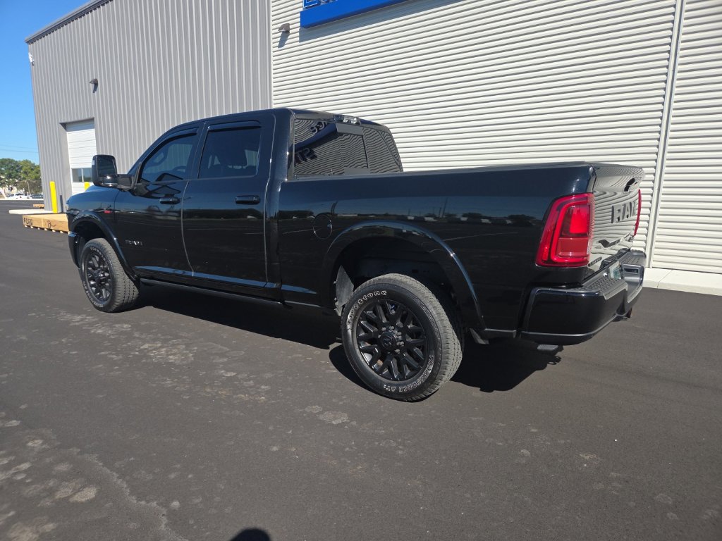 Used 2025 RAM 2500 Limited AWD/4WD image 12