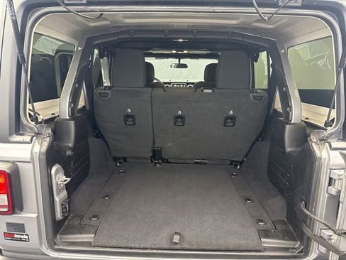 Used 2021 Jeep Wrangler Unlimited Sahara image 19