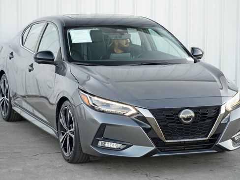 Used 2023 Nissan Sentra SR w/ SR Premium Package FWD image 49