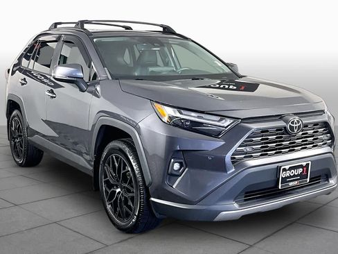 Used 2023 Toyota RAV4 Limited FWD image 3