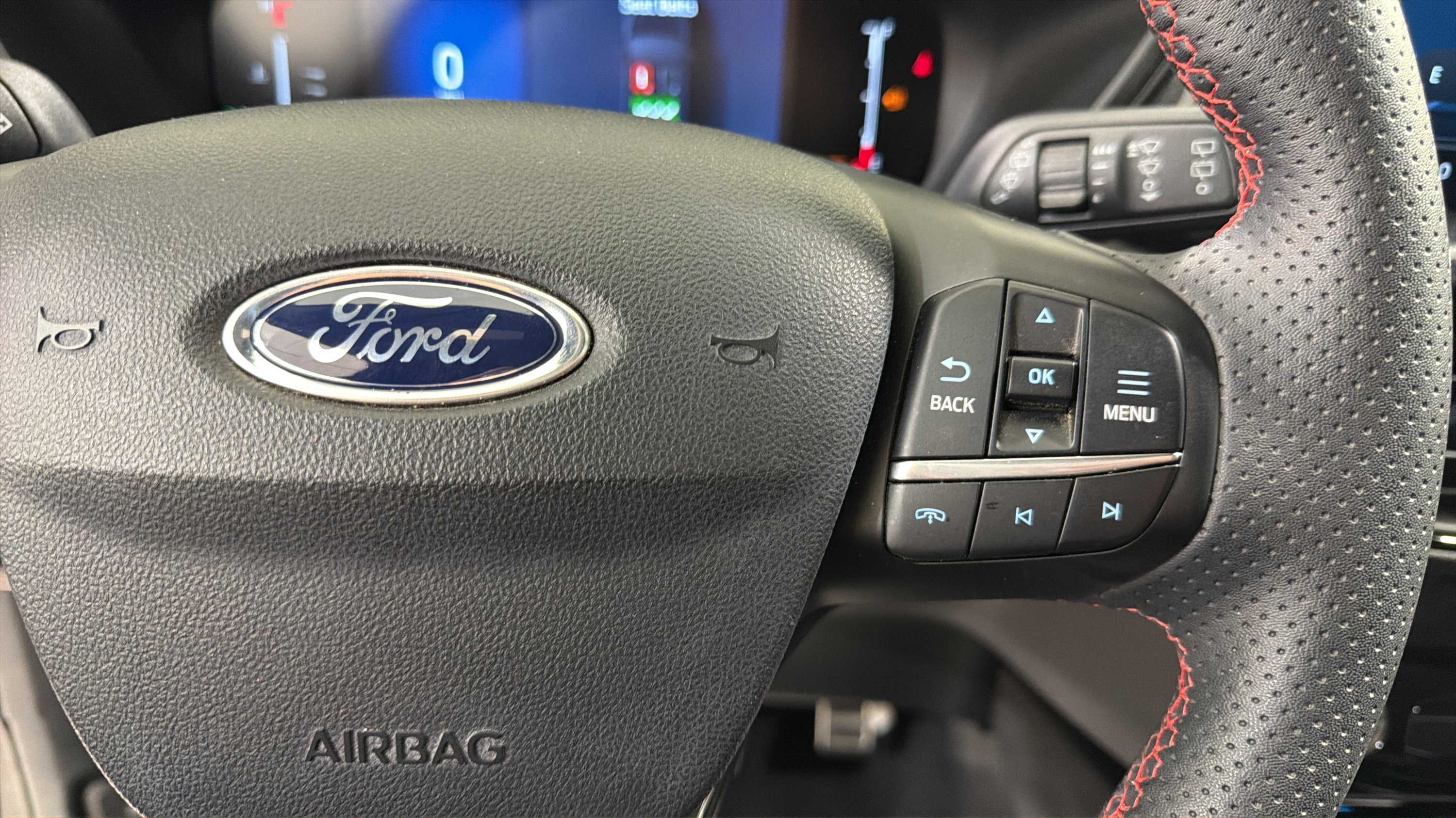 Used 2023 Ford Escape ST-Line w/ Tech Pack #1 FWD image 14