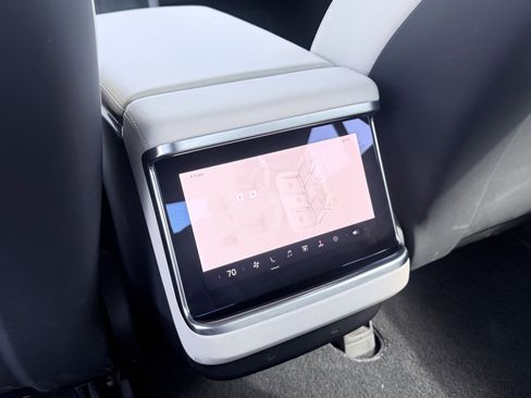 Used 2021 Tesla Model S Long Range image 49