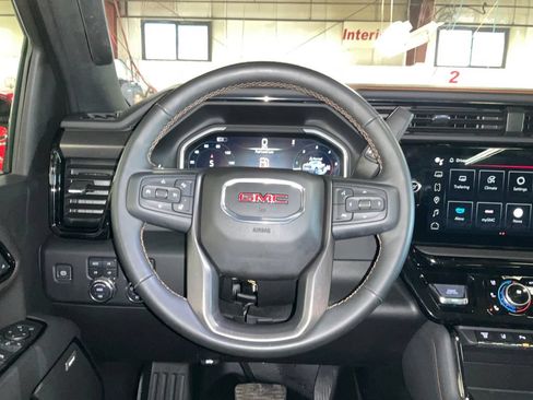 Used 2024 GMC Sierra 2500 AT4 w/ Max Trailering Package AWD/4WD image 17