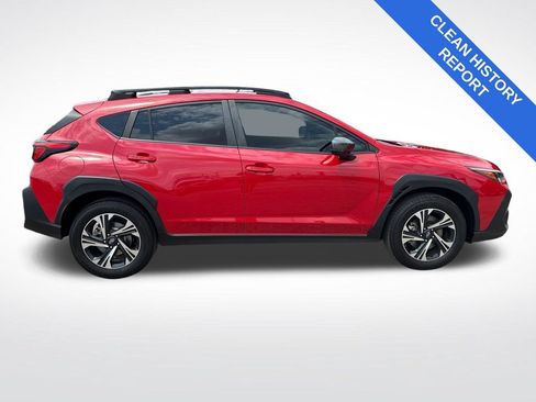 Used 2024 Subaru Crosstrek 2.0i Premium w/ Crosstrek Mirror Package AWD/4WD image 2