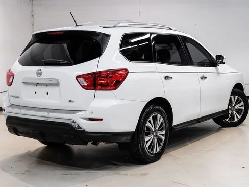 Used 2017 Nissan Pathfinder SL FWD image 8