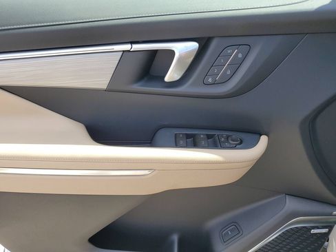 New 2026 Buick Enclave Preferred w/ Power Package FWD image 17