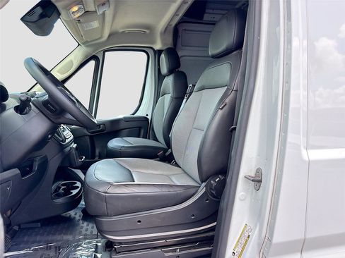 Used 2025 RAM ProMaster 2500 w/ Convenience Group FWD image 19