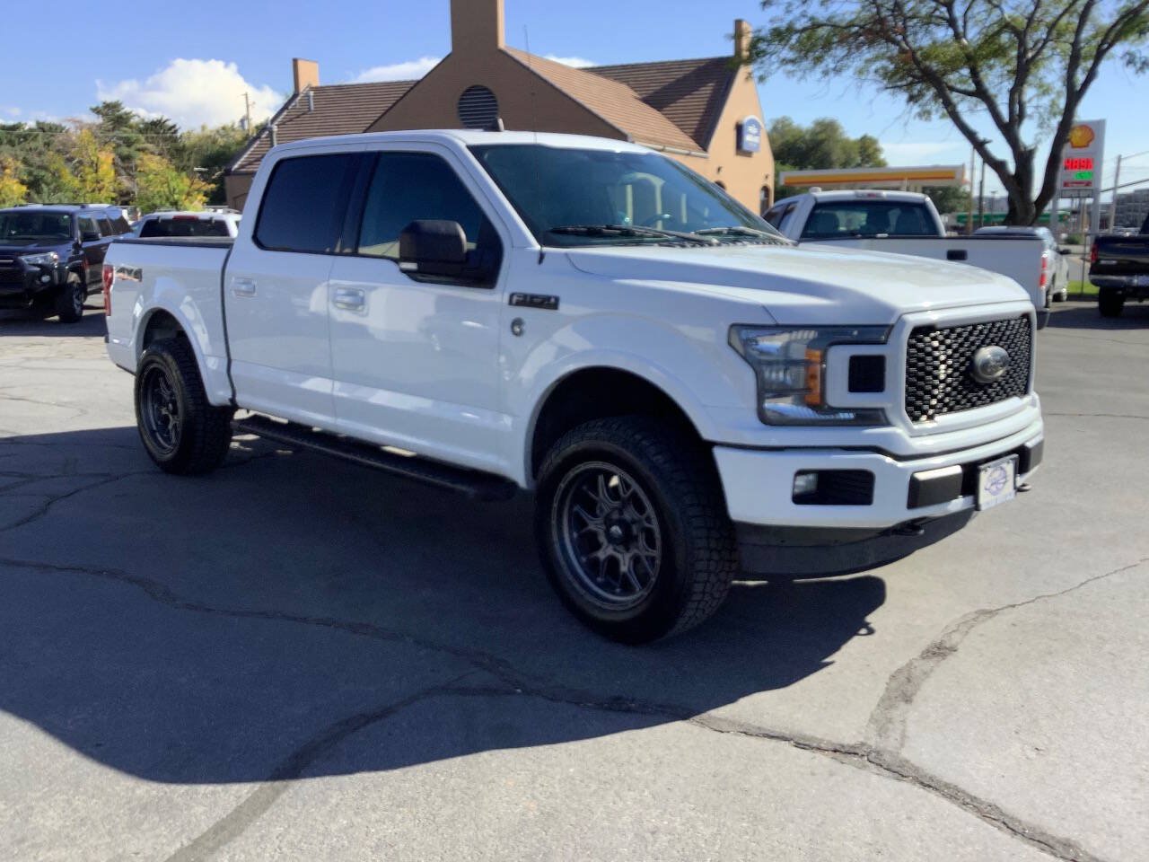 Used 2020 Ford F150 XLT w/ Equipment Group 302A Luxury AWD/4WD image 9