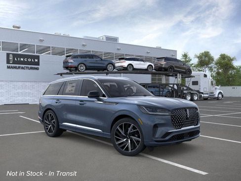 New 2026 Lincoln Aviator Black Label w/ Dynamic Handling Package image 7
