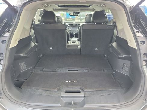 Used 2017 Nissan Rogue SL w/ SL Premium Package AWD/4WD image 11