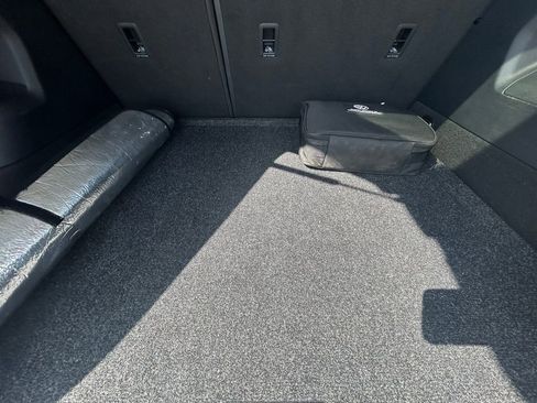 Certified 2025 Volkswagen Tiguan S image 40