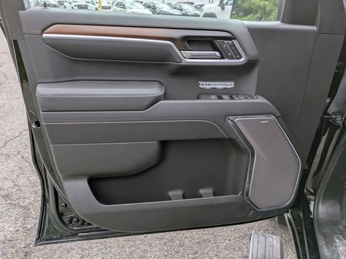 New 2026 GMC Sierra 1500 Denali AWD/4WD image 9