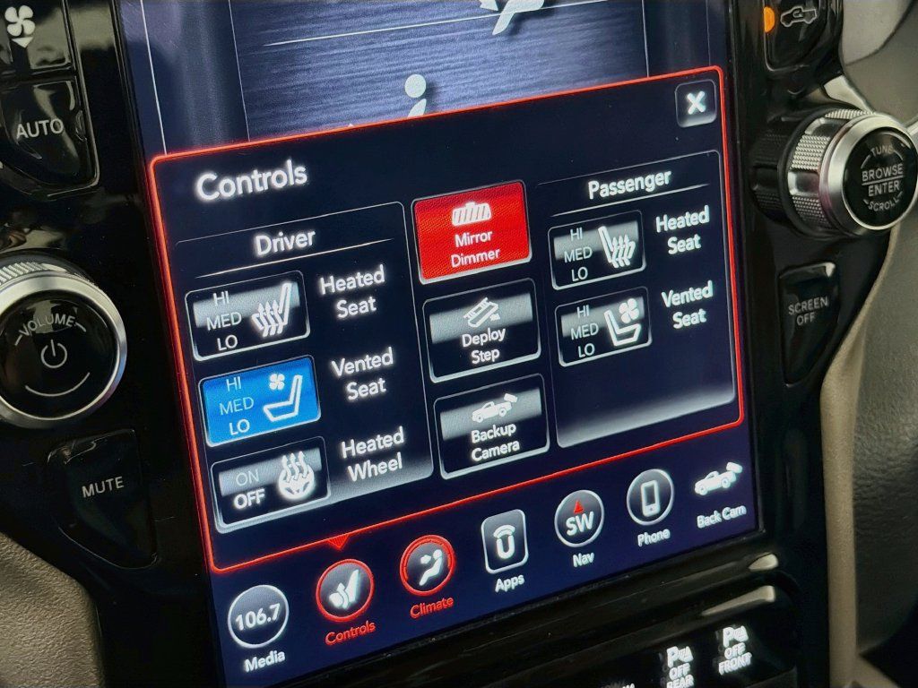 Used 2021 RAM 1500 Laramie w/ Laramie Southwest Edition RWD image 25