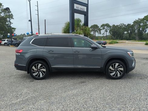 Certified 2026 Volkswagen Atlas SEL AWD/4WD image 8