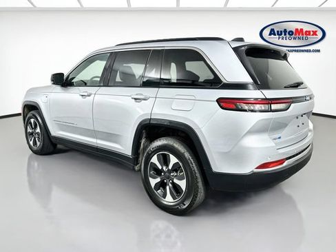 Used 2024 Jeep Grand Cherokee Limited 4xe AWD/4WD image 6