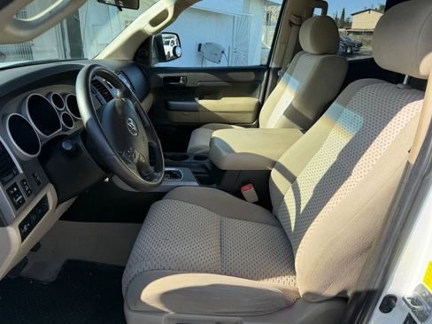 Used 2010 Toyota Tundra Grade image 13