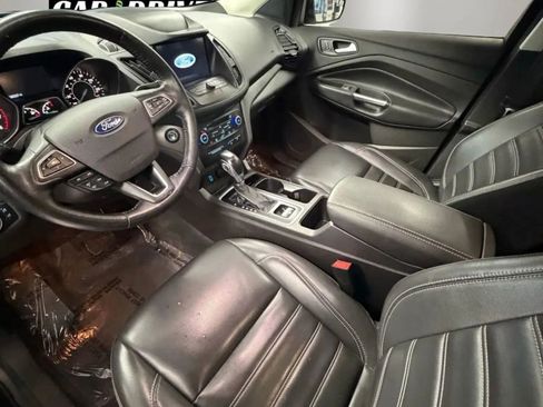 Used 2019 Ford Escape SEL image 13