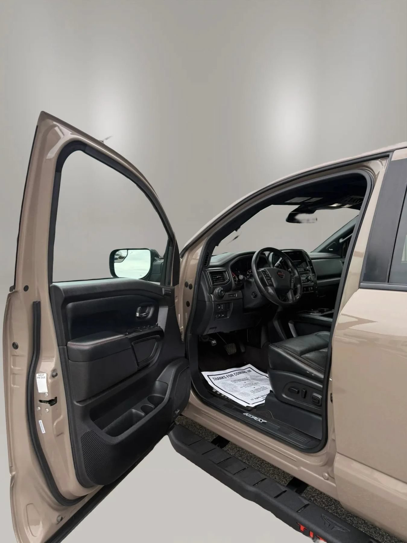 Used 2021 Nissan Titan PRO-4X w/ Pro-4x Convenience Package AWD/4WD image 20
