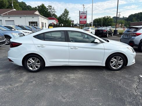 Used 2019 Hyundai Elantra SEL w/ Cargo Package FWD image 6
