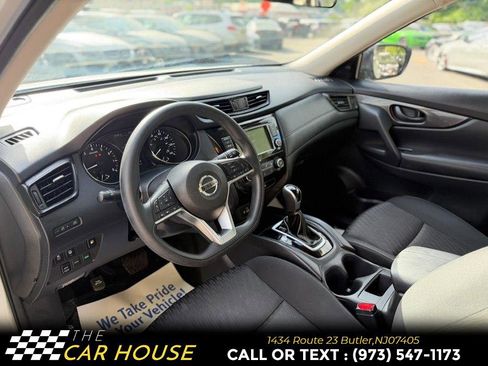 Used 2019 Nissan Rogue S AWD/4WD image 15