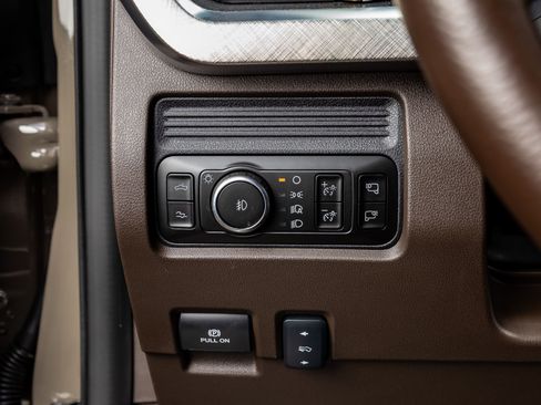 Used 2026 Ford F450 King Ranch w/ Chrome Package image 22