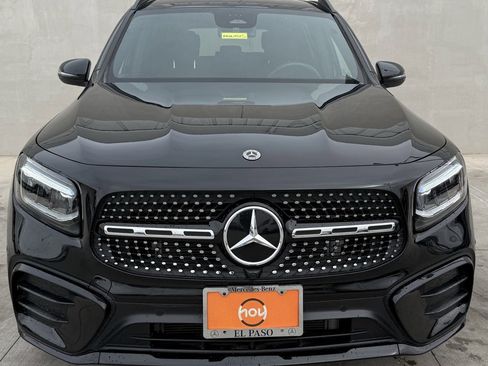 Used 2024 Mercedes-Benz GLB 250 image 2