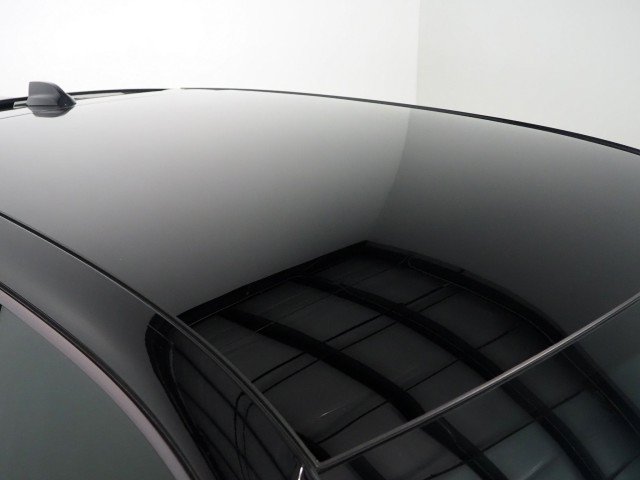 Used 2024 Cadillac Lyriq Sport RWD image 4