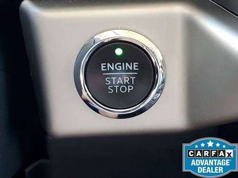 Used 2022 Ford Expedition XLT image 40