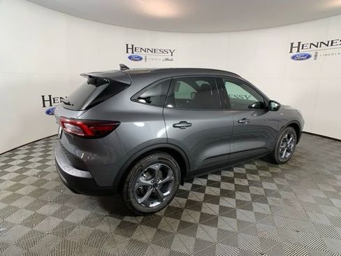 Used 2025 Ford Escape ST-Line w/ Tech Pack #1 image 8