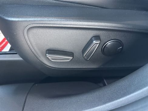 Certified 2024 Ford Escape ST-Line Select w/ Tech Pack #2 image 25