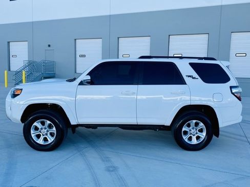 Used 2022 Toyota 4Runner TRD Off-Road Premium image 8
