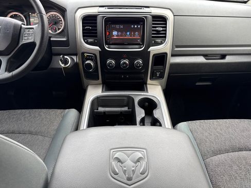 Used 2017 RAM 1500 Classic SLT image 24